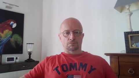 Snapshot of lrda49 chatting on March 23, 8:18 am Espigle online show from March 23, 8:18 am