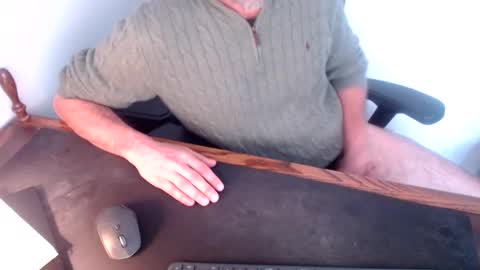 lreed090 online show from February 13, 10:11 pm