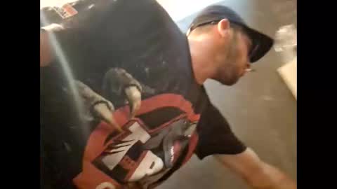 Lshot D online show from October 9, 10:24 am