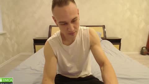 Snapshot of lstfl_wizard chatting on February 12, 6:41 am Lstfl wizard online show from February 12, 6:41 am