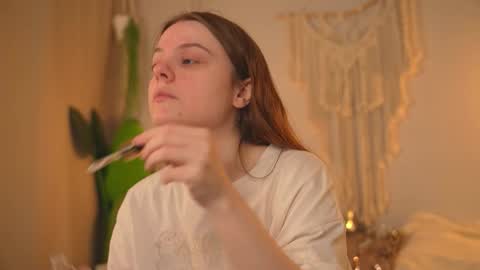 Snapshot of lu__lane chatting on October 3, 7:27 am Lu 3 online show from October 3, 7:27 am