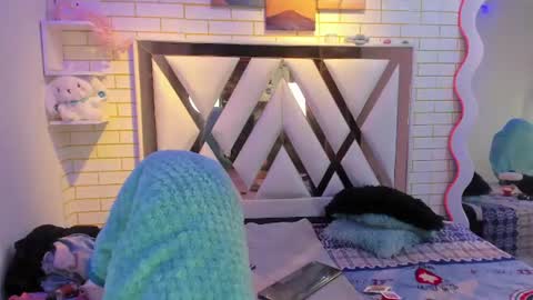 Snapshot of lua_sun_ chatting on July 5, 4:19 am LUA online show from July 5, 4:19 am