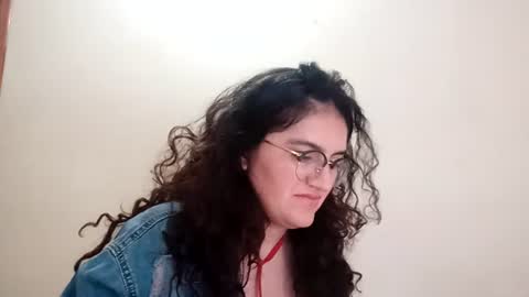 Snapshot of luana363 chatting on July 13, 6:11 pm luana363 online show from July 13, 6:11 pm