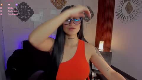 Luana online show from January 28, 2:10 pm