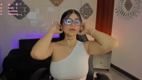 Luana online show from January 29, 2:21 pm