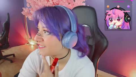 Luan online show from December 15, 4:33 pm