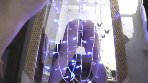 Snapshot of luanna837 chatting on December 23, 2:02 am luanna837 online show from December 23, 2:02 am