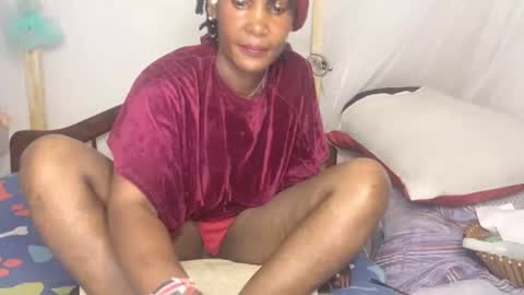 luannecrazy online show from July 13, 7:27 pm