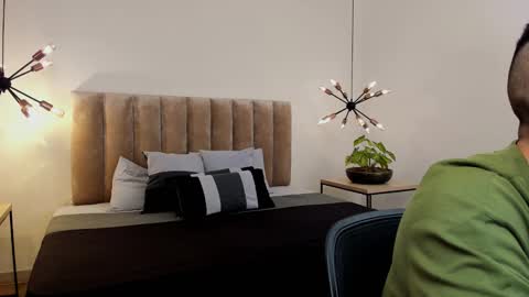 luca_morettii online show from September 17, 12:18 pm