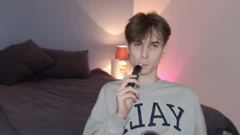 lucacharm online show from January 15, 11:40 pm