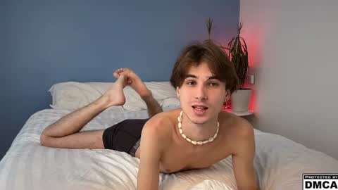 Snapshot of lucacharm chatting on August 5, 12:19 pm lucacharm online show from August 5, 12:19 pm