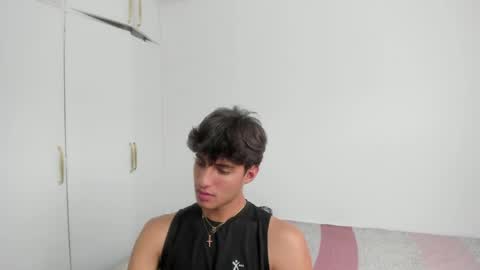 lucacosta19 online show from May 27, 7:33 pm