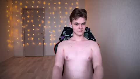 Snapshot of lucas_dany chatting on January 9, 6:17 am Lucas Gill online show from January 9, 6:17 am