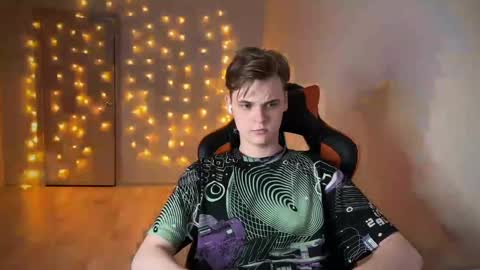 Snapshot of lucas_dany chatting on January 16, 9:51 pm Lucas Gill online show from January 16, 9:51 pm