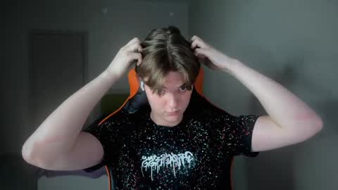 Snapshot of lucas_dany chatting on March 8, 3:13 pm Lucas Gill online show from March 8, 3:13 pm