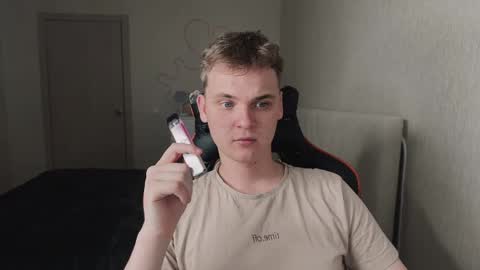 Snapshot of lucas_dany chatting on September 18, 2:57 am Lucas Gill online show from September 18, 2:57 am