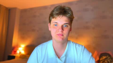 Lucas Gill online show from April 15, 7:54 pm