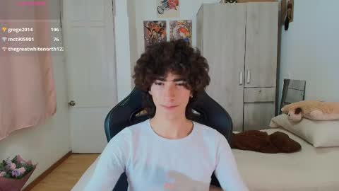 lucas_xo online show from February 3, 6:40 am