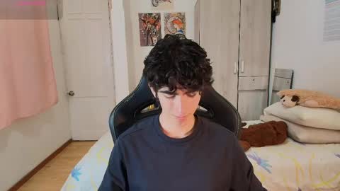 Snapshot of lucas_xo chatting on May 31, 9:38 pm lucas_xo online show from May 31, 9:38 pm