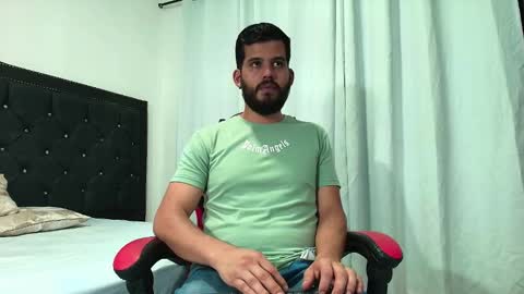 Lucas  Beaumont online show from January 17, 11:41 pm