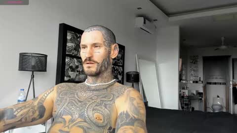 lucasexclusive online show from December 31, 4:27 am