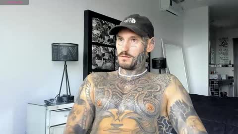 lucasexclusive online show from January 10, 7:04 am