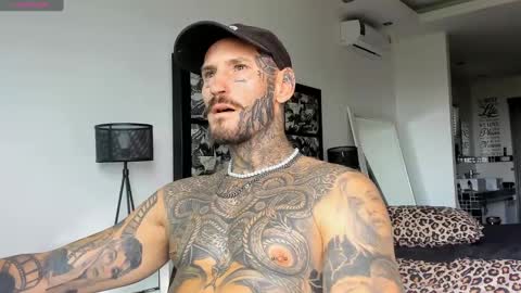 lucasexclusive online show from January 14, 6:45 am