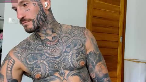 lucasexclusive online show from October 5, 6:34 am