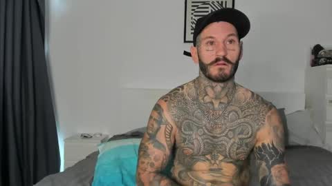 lucasexclusive online show from April 16, 5:30 am