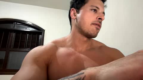 lucasfit24 online show from February 3, 11:42 am