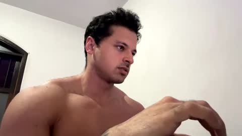 lucasfit24 online show from February 7, 11:34 am