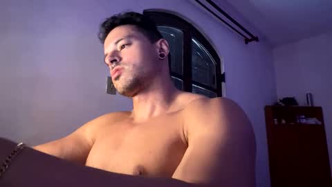 lucasfit24 online show from March 4, 1:28 pm