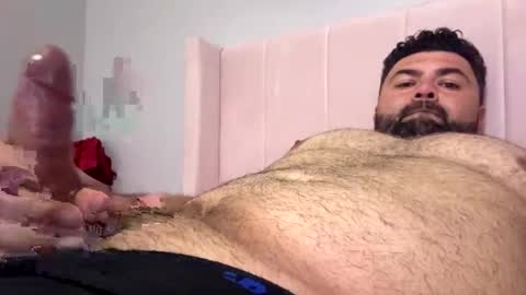 lucasmagana85 online show from April 5, 5:26 am