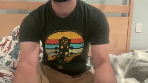 Snapshot of lucca_d123 chatting on November 6, 8:26 am lucca_d123 online show from November 6, 8:26 am