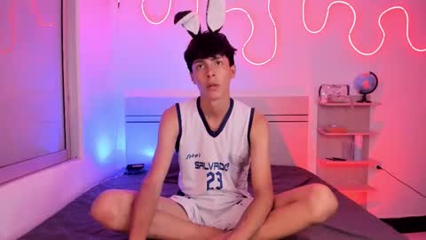 Luccas Ferreira online show from October 29, 7:15 pm