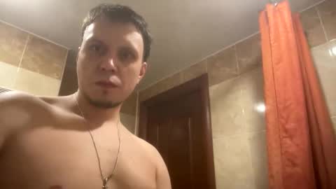 Snapshot of lucent47a chatting on January 8, 2:03 am Alex online show from January 8, 2:03 am