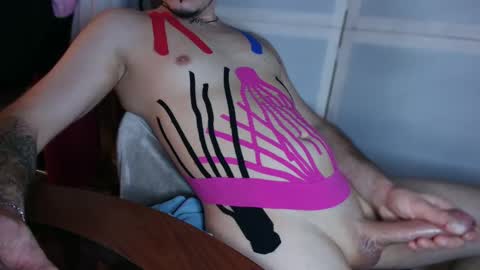 Snapshot of lucent47a chatting on February 20, 2:40 am Alex online show from February 20, 2:40 am