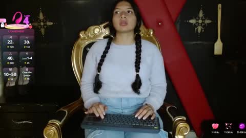 Snapshot of lucero_paris chatting on March 30, 1:12 pm lucero_paris online show from March 30, 1:12 pm