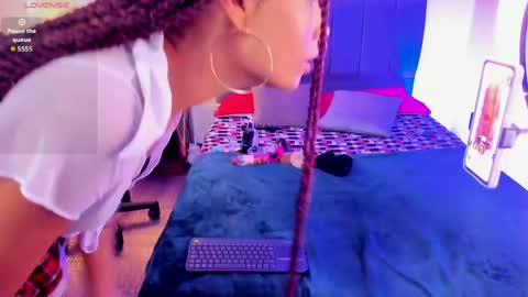 Snapshot of lucerop_ chatting on May 26, 3:46 am Lucero online show from May 26, 3:46 am