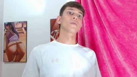 Snapshot of luchocole chatting on April 5, 7:22 pm LUCHO HOT online show from April 5, 7:22 pm