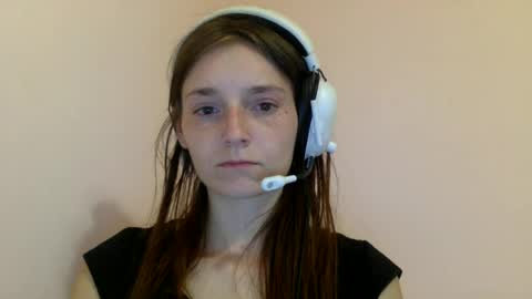 Luci Layne online show from June 17, 12:35 am