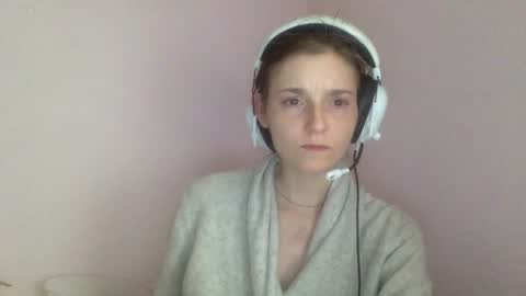 Luci Layne online show from July 28, 4:39 pm