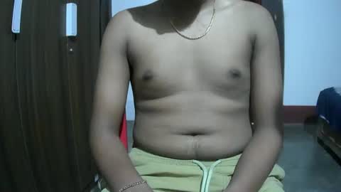 Snapshot of luci_ri chatting on September 22, 1:40 am luci_ri online show from September 22, 1:40 am