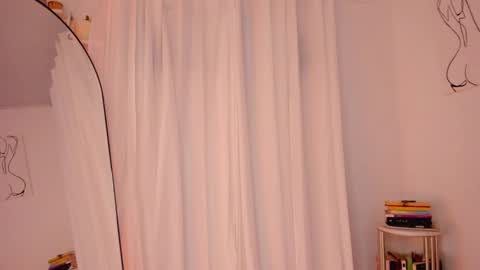 Lucia online show from January 16, 8:57 pm