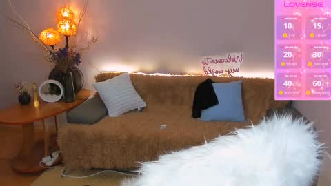 Sindy online show from September 15, 8:53 pm