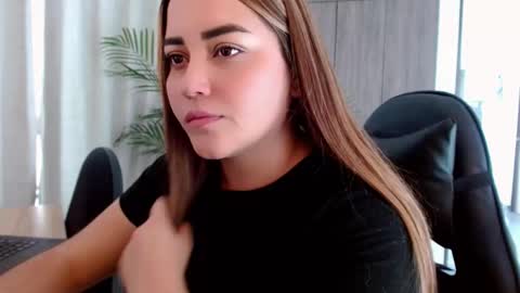 lucia star  online show from January 17, 8:56 pm