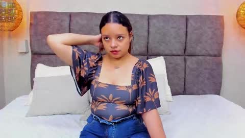 Snapshot of lucia_watson_ chatting on September 19, 12:06 pm LUCIA online show from September 19, 12:06 pm