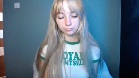 Lucy online show from September 27, 8:52 am