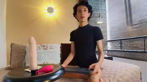 Snapshot of lucian_morel_s chatting on September 23, 12:41 pm Lucian Morel S online show from September 23, 12:41 pm