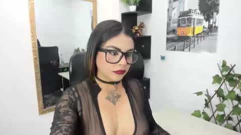 Snapshot of luciana_rosss chatting on October 30, 2:57 am Luciana Rodriguez online show from October 30, 2:57 am